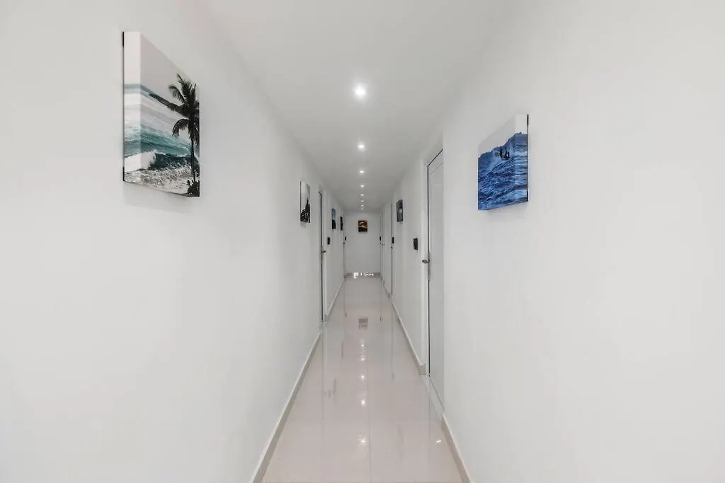 アパート Marina Luxury Rooms #1 ファハルド