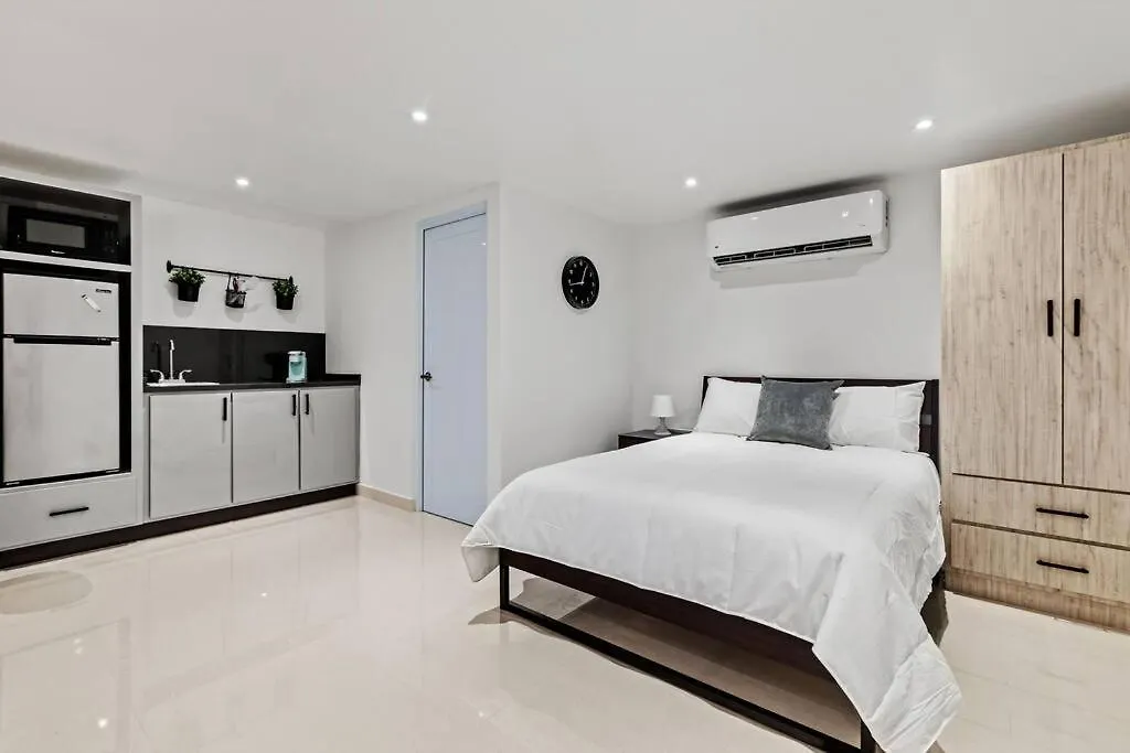 Marina Luxury Rooms #1 ファハルド